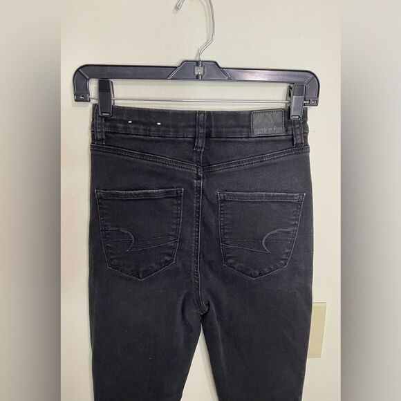 American Eagle Strech Distressed Curvy Highest Rise Jegging Black Jean Pant Sz 2 - Picture 14 of 15